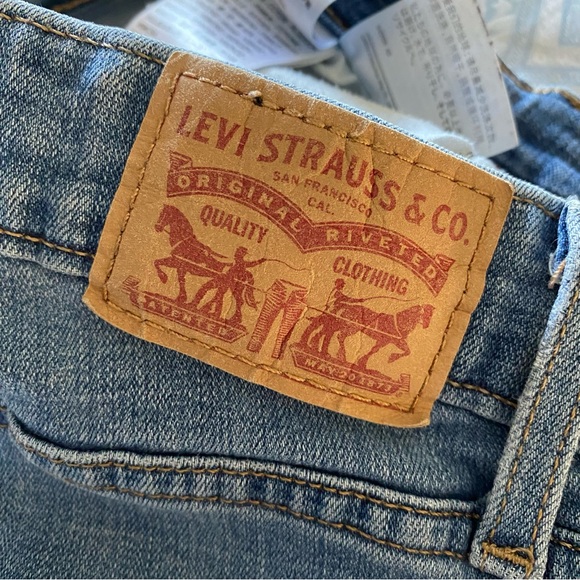Levi’s | 721 High Rise Skinny Size 31 - Picture 7 of 8
